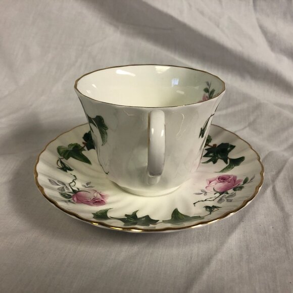 Allyn Nelson Fine Bone China England Cup & Saucer Sets Pink Roses & Ivy - Picture 3 of 14